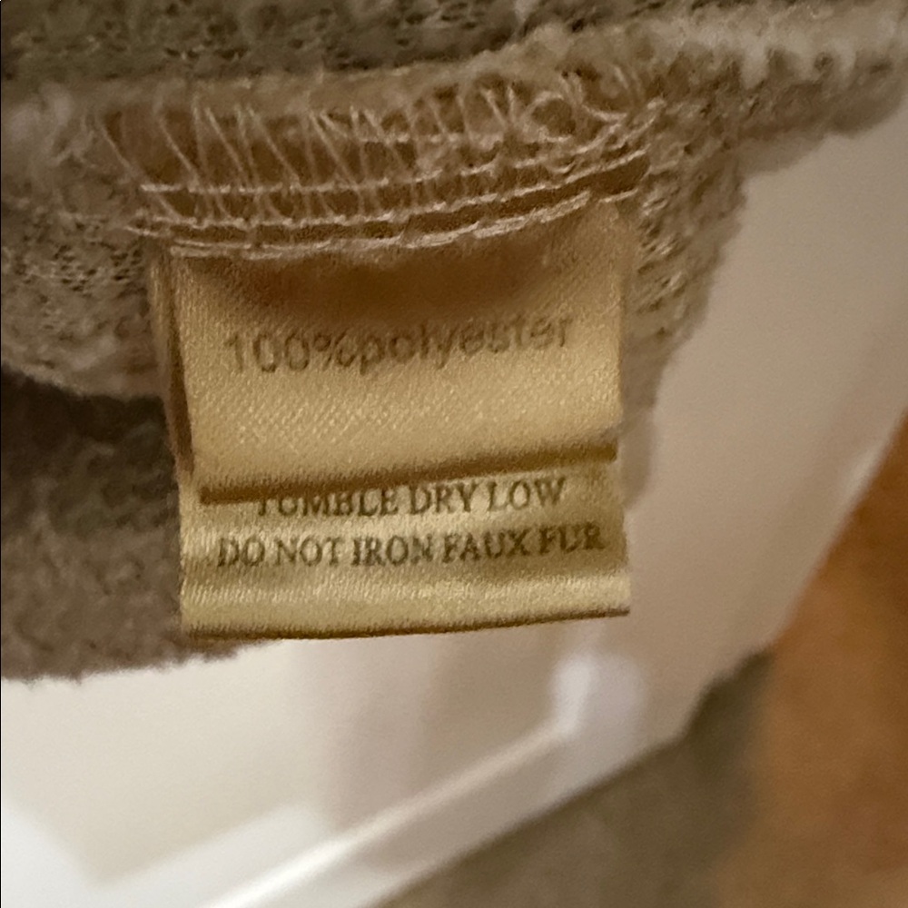 True Grit Cream Sherpa Jacket - Picture 3 of 8
